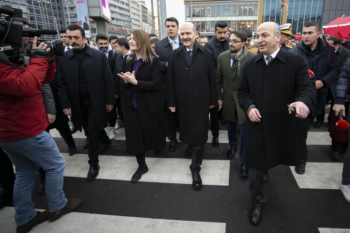 Trafik magandalarını adam edecek bir Bakan çıktı sonunda ?