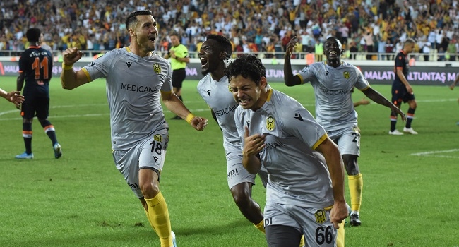 Malatya Başakşehiri 3 golle avladı