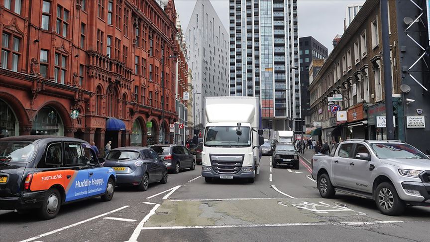 Medeniyetin Başkenti İngiltere: Bir kamyondan 39 ceset çıktı!