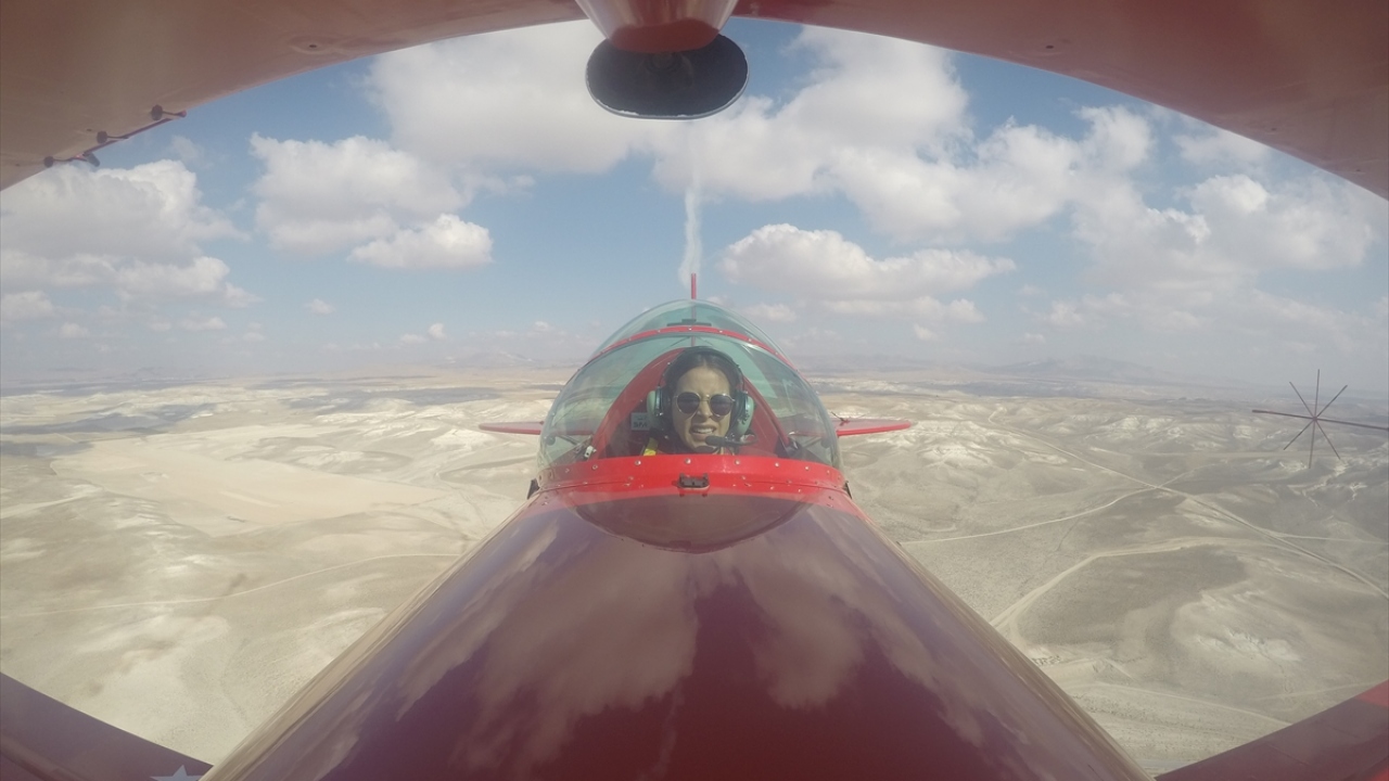 Kadın Pilot’tan 29 Ekim’e Özel Gösteri