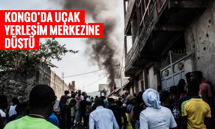 Yerleşim merkezine uçak düştü
