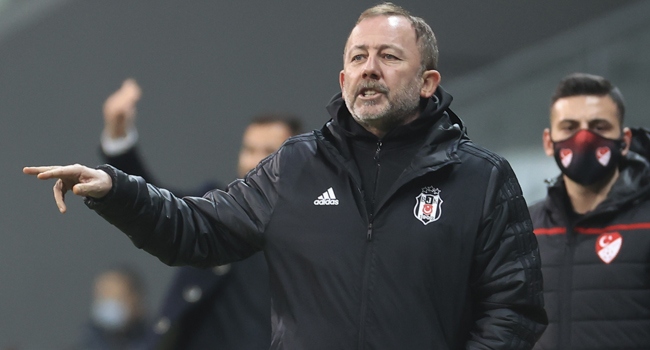 Beşiktaş Milli oyuncularını yakından takip ediyor